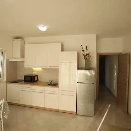 Апартаменты Ana - One Bedroom A3