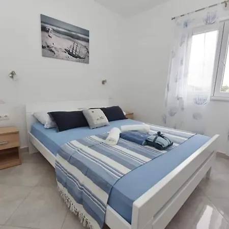 Ana - One Bedroom A3 Appartement