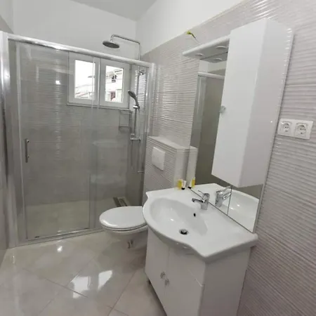 Ana - One Bedroom A3 Апартаменты